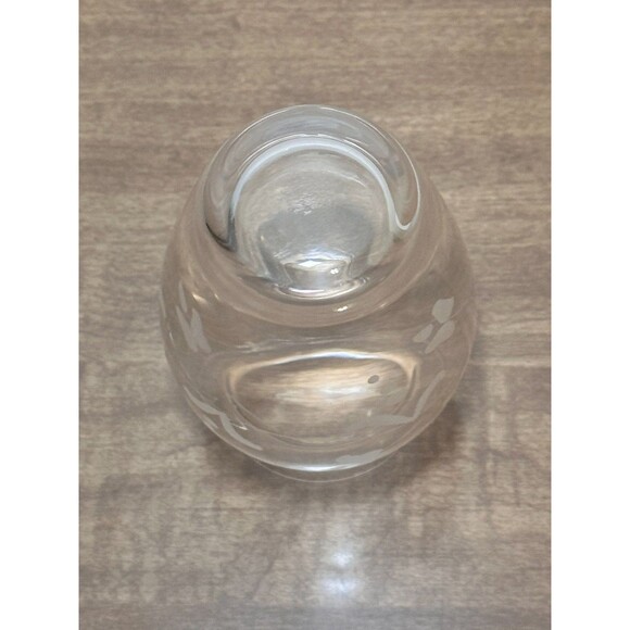 Genuine Lead Crystal Hand-Cut Made in Italy 4.5" Tall Floral Etched Vase ** - Picture 7 of 8